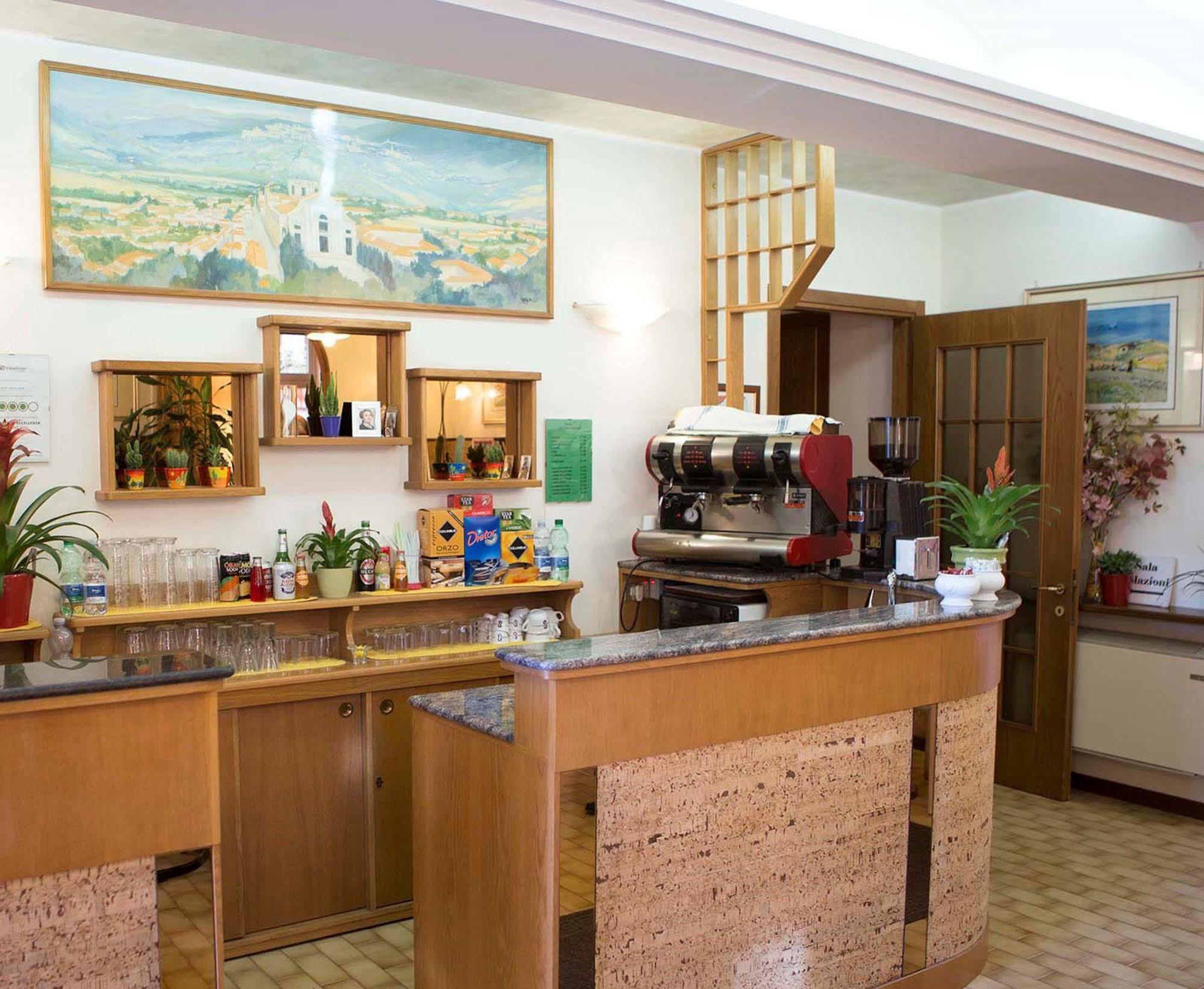 Hotel Vignola Ασίζη Εξωτερικό φωτογραφία
