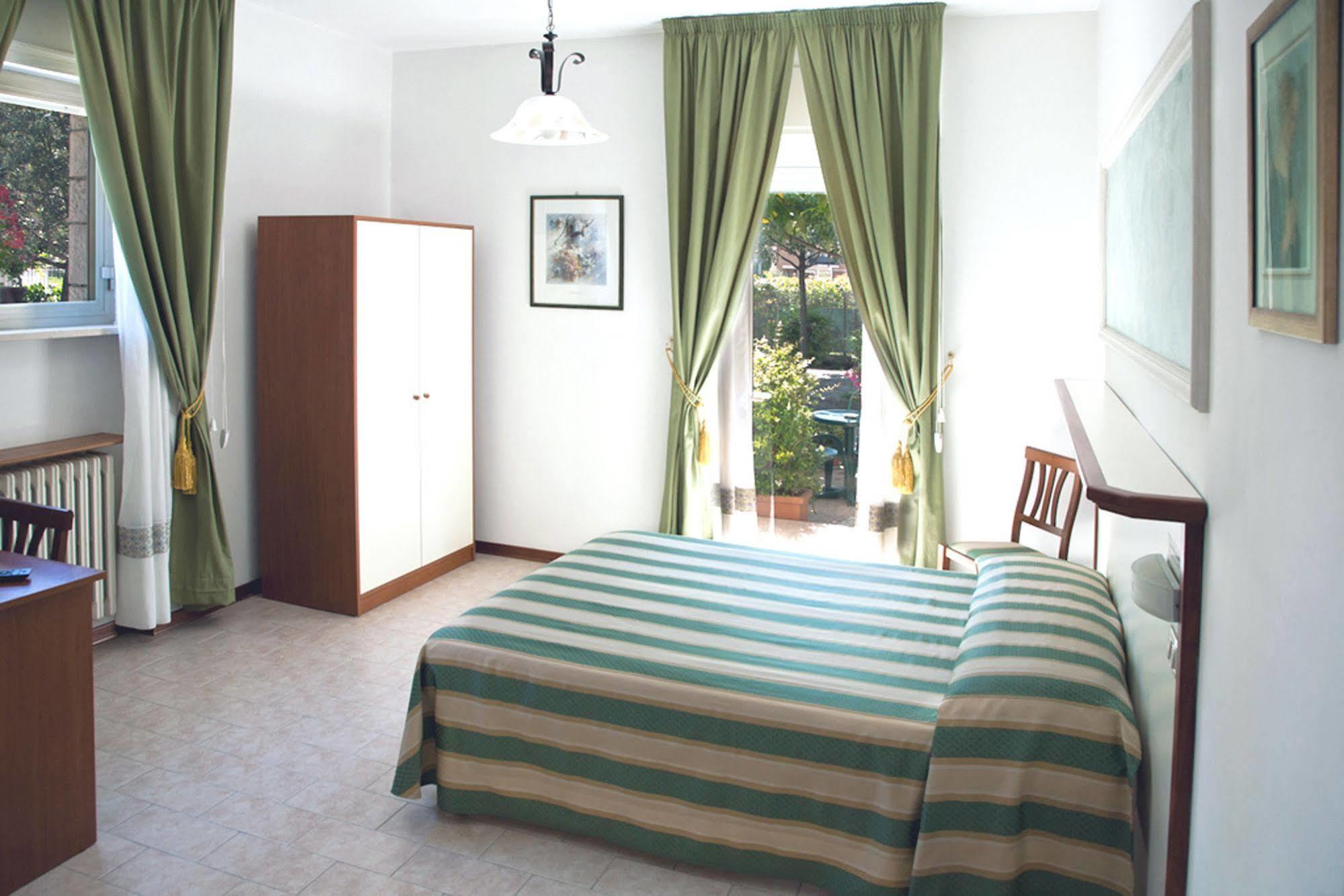 Hotel Vignola Ασίζη Εξωτερικό φωτογραφία