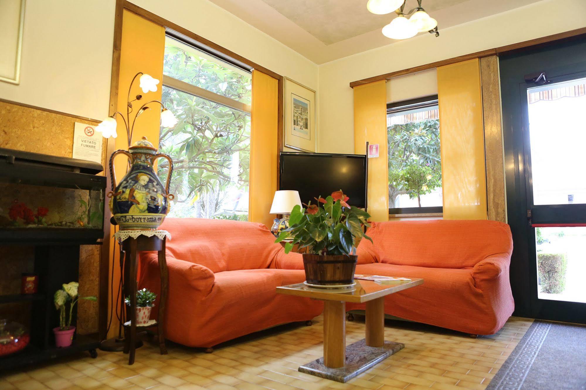 Hotel Vignola Ασίζη Εξωτερικό φωτογραφία