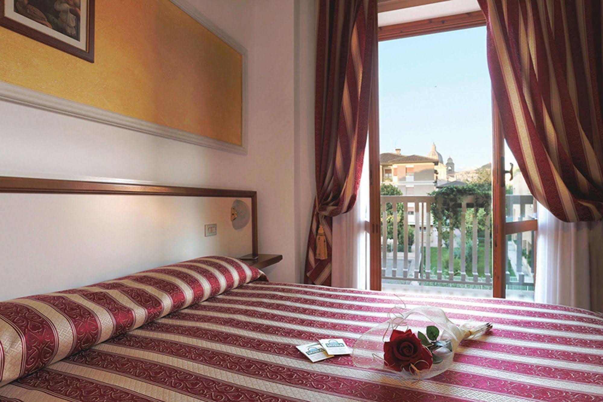 Hotel Vignola Ασίζη Εξωτερικό φωτογραφία