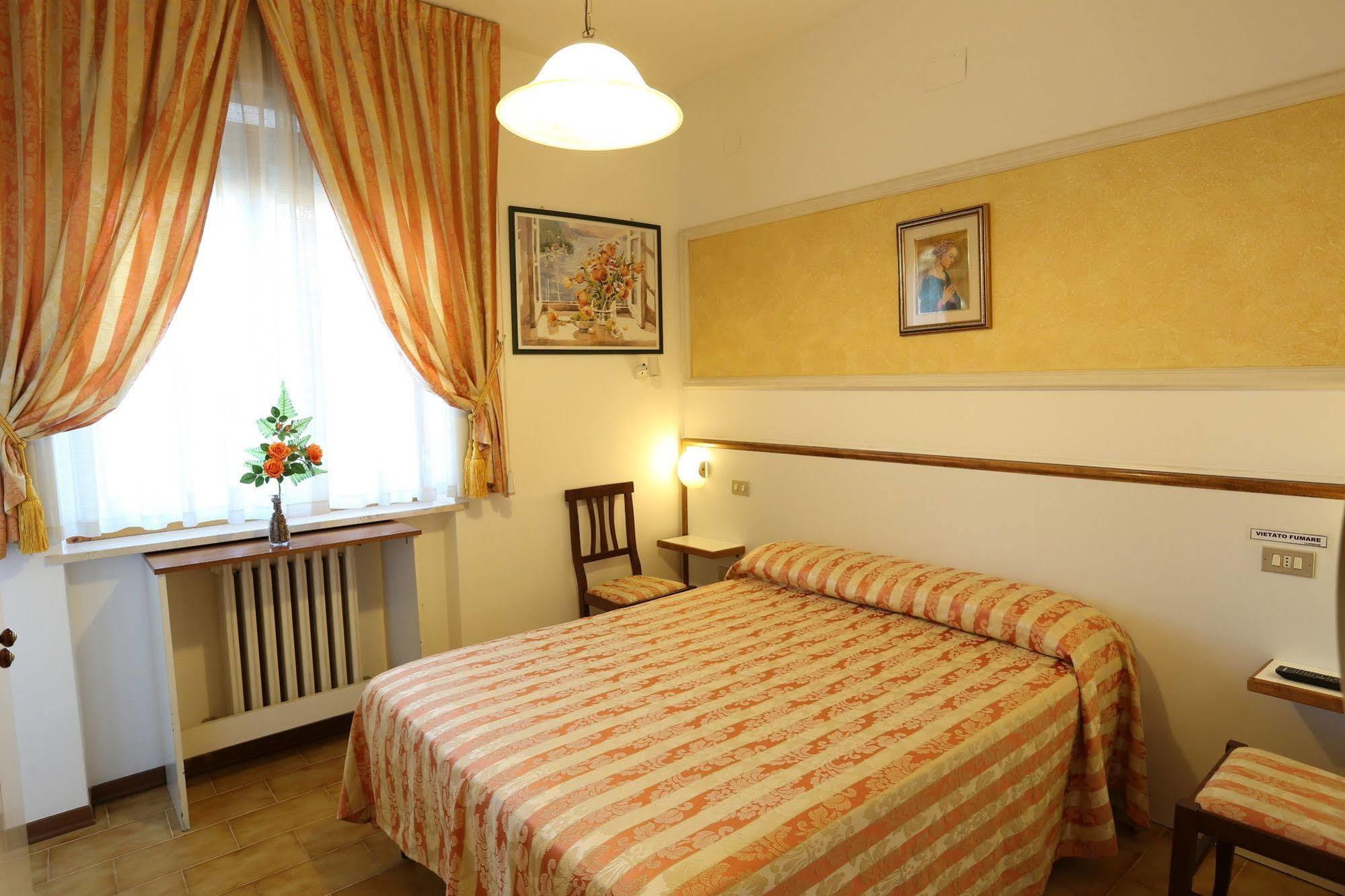 Hotel Vignola Ασίζη Εξωτερικό φωτογραφία